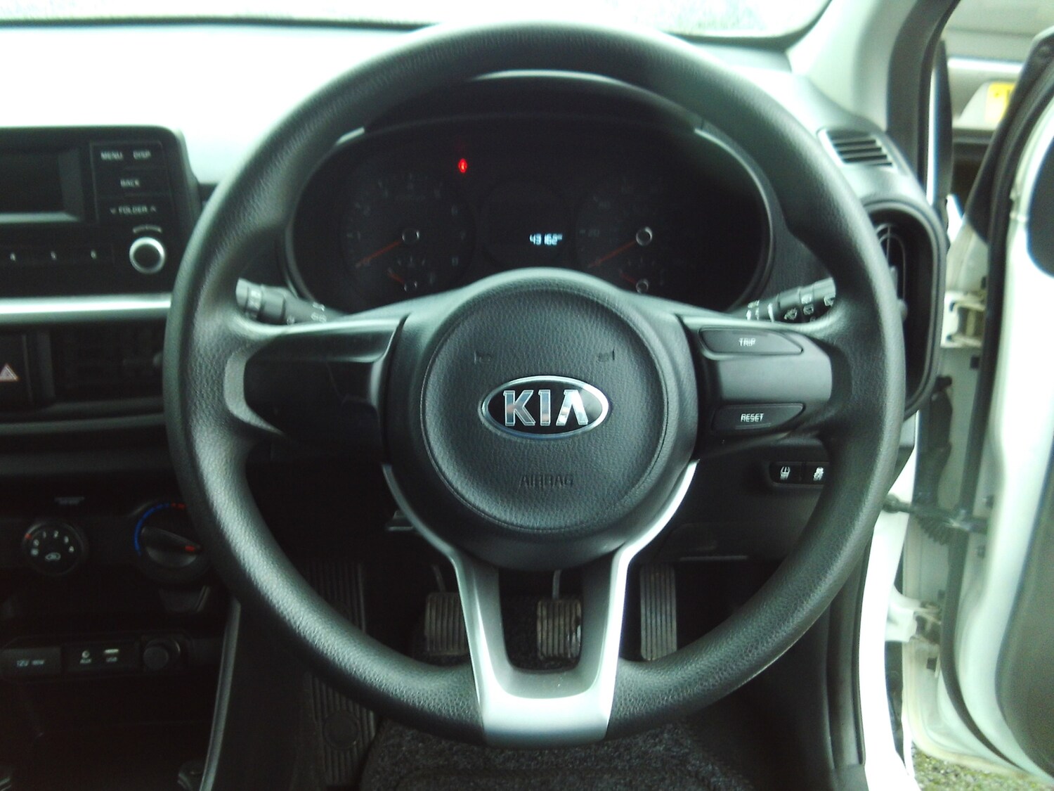Used Kia Picanto 2018 for sale - 77298441: Photo 18