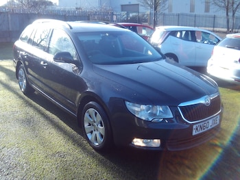 Used Skoda Superb 2010 for sale - 77351280: Photo