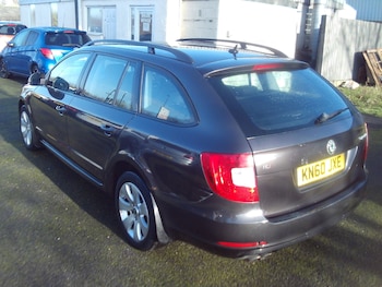 Used Skoda Superb 2010 for sale - 77351280: Photo