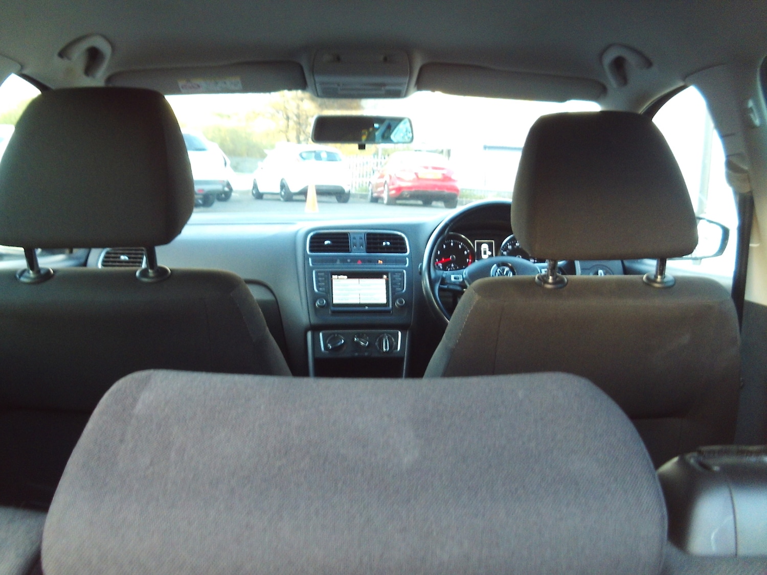 Used Volkswagen Polo 2016 for sale - 76401848: Photo 24