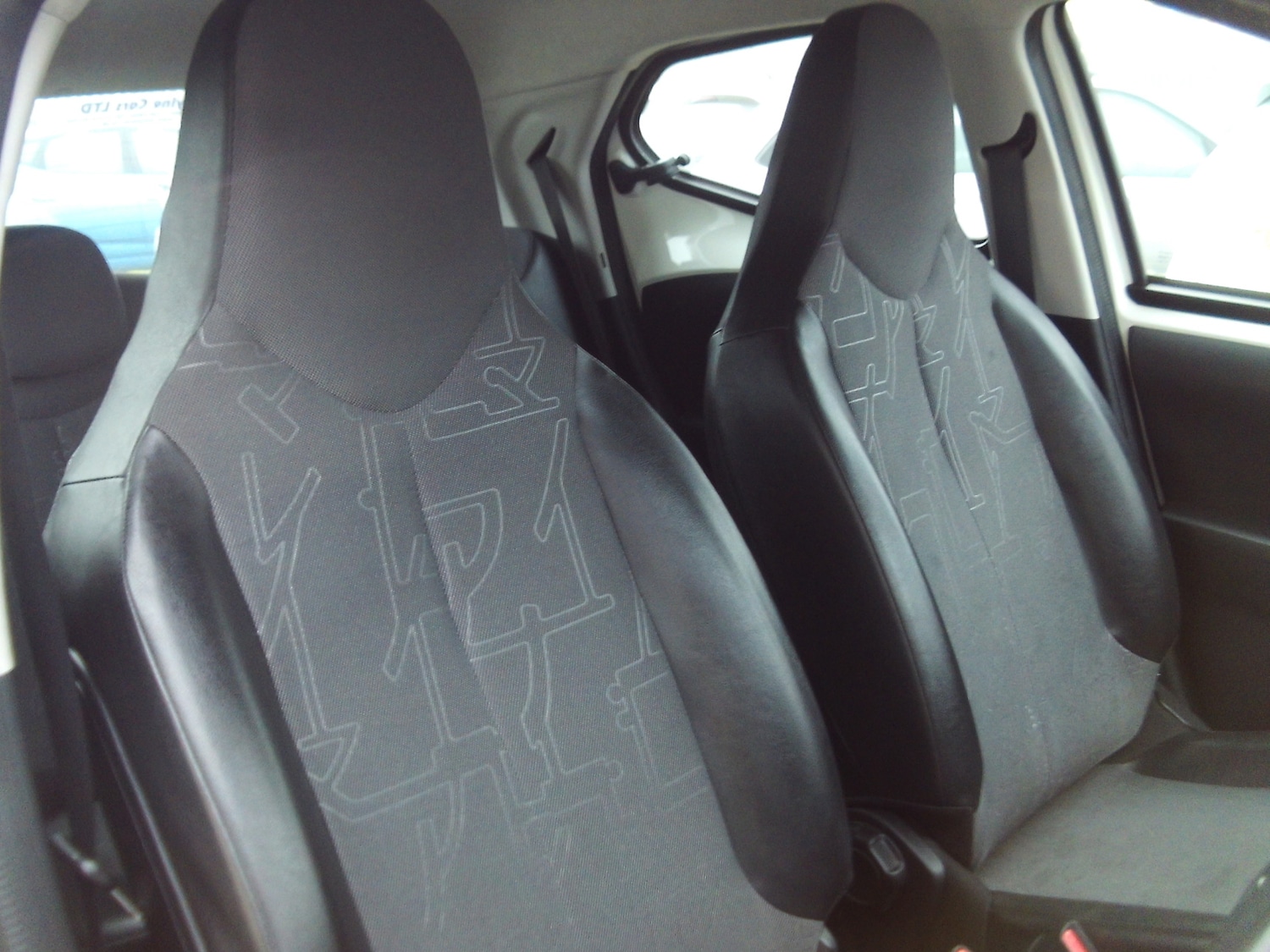 Used Toyota AYGO 2014 for sale - 77011901: Photo 10