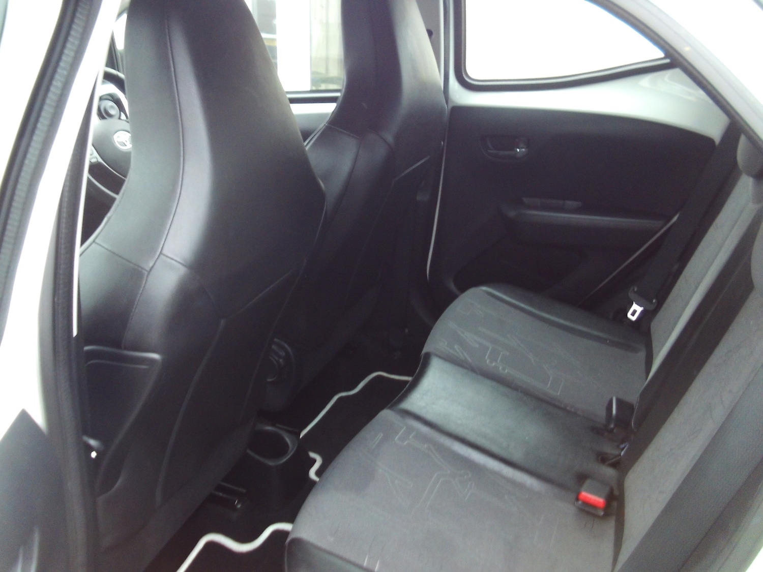 Used Toyota AYGO 2014 for sale - 77011901: Photo 14