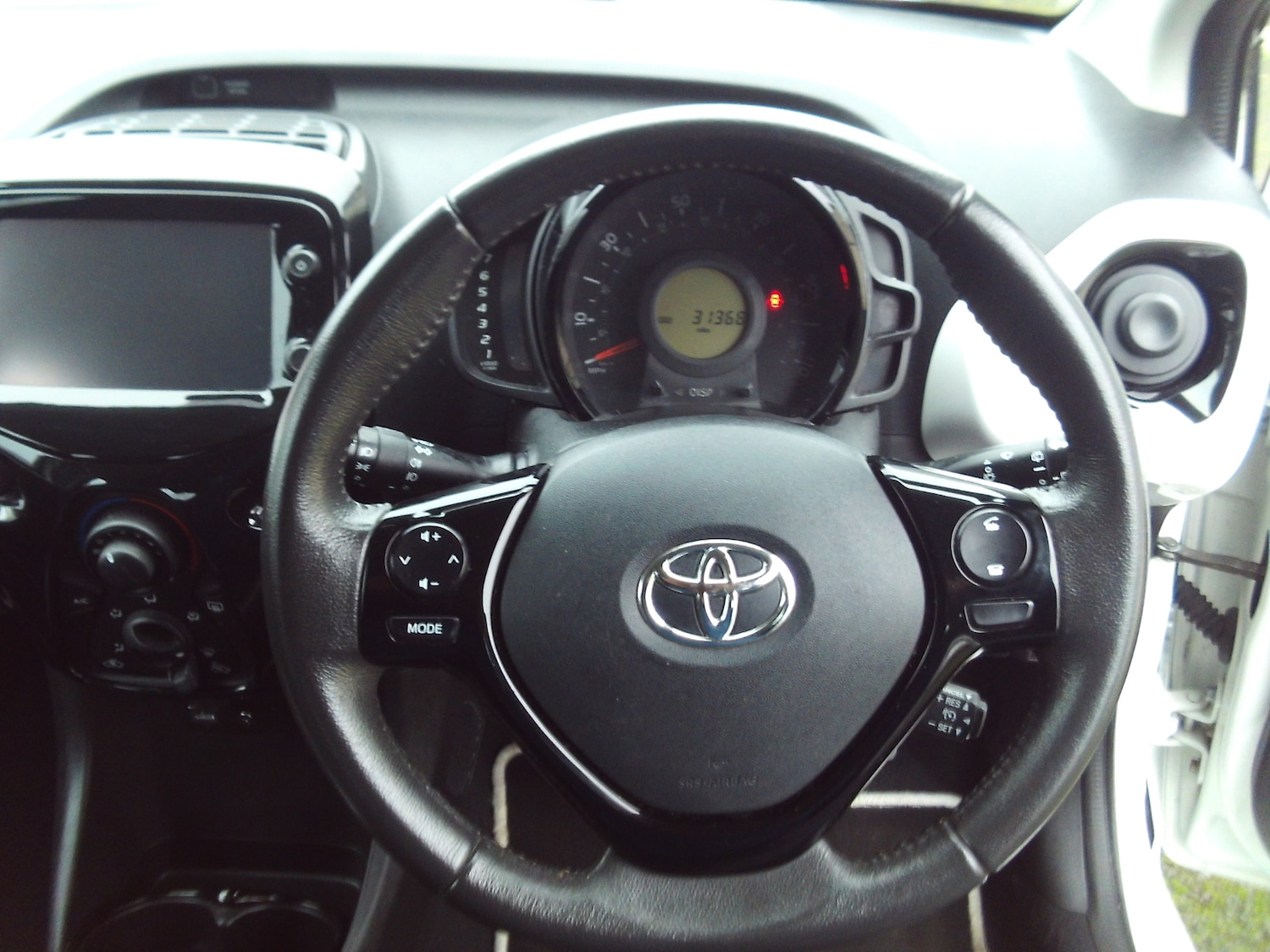 Used Toyota AYGO 2014 for sale - 77011901: Photo 16
