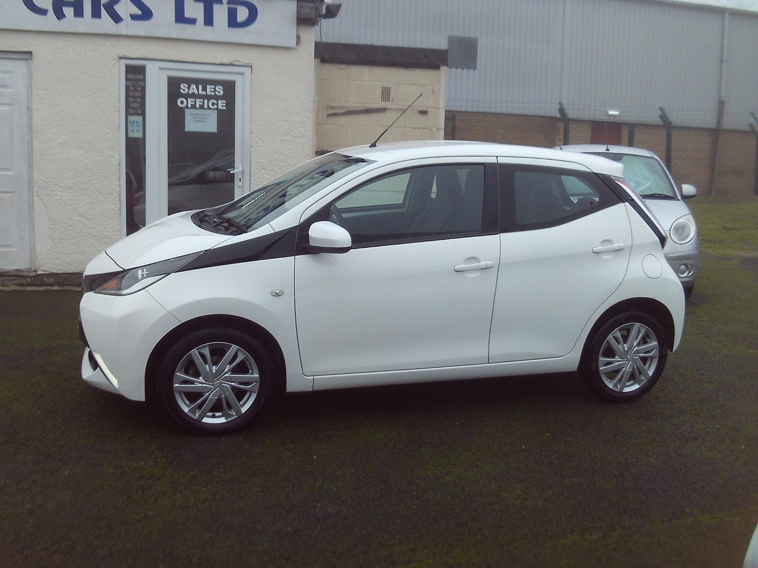 Used Toyota AYGO 2014 for sale - 77011901: Photo 4