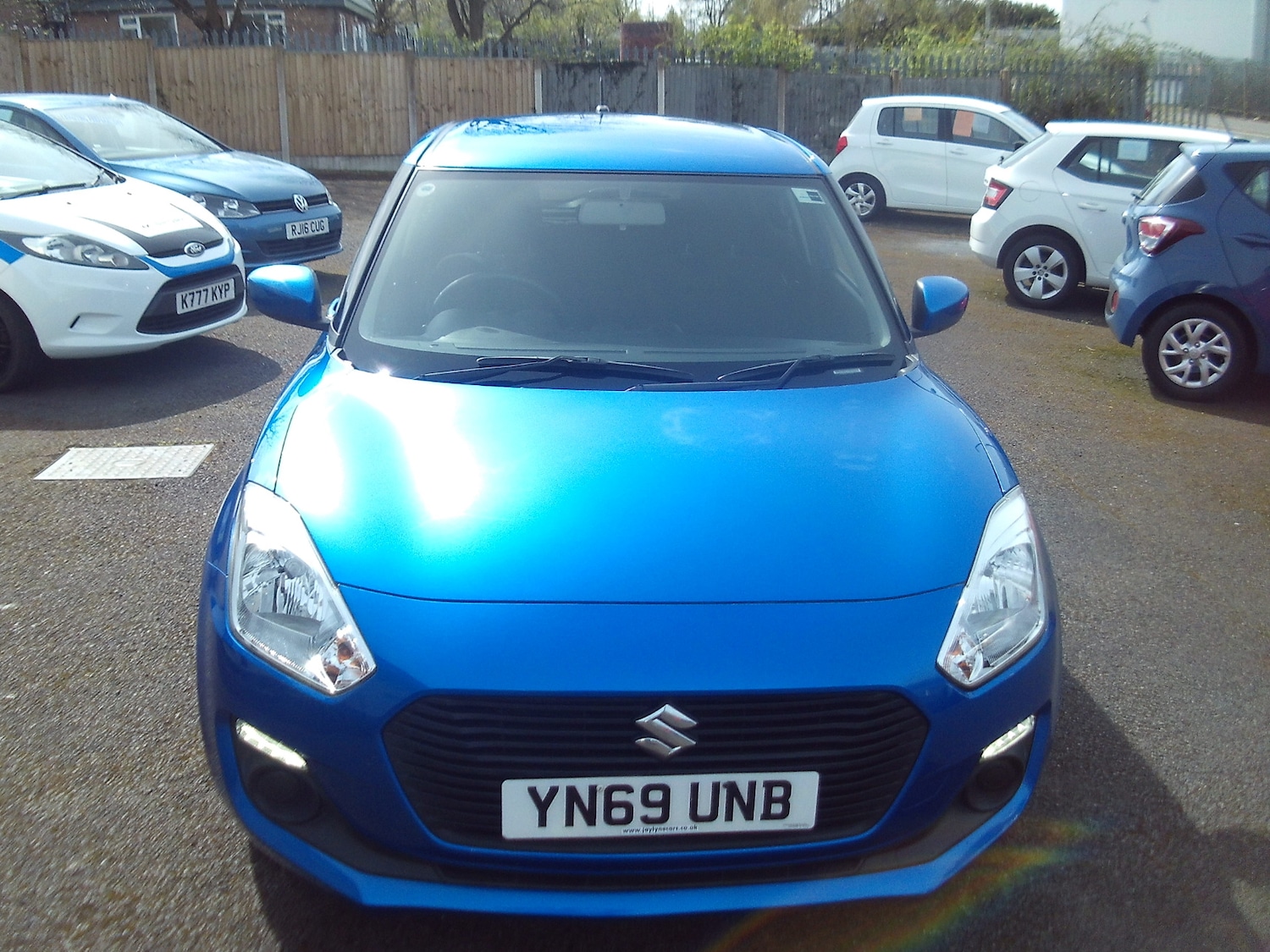 Used Suzuki Swift 2019 for sale - 78197369: Photo 2