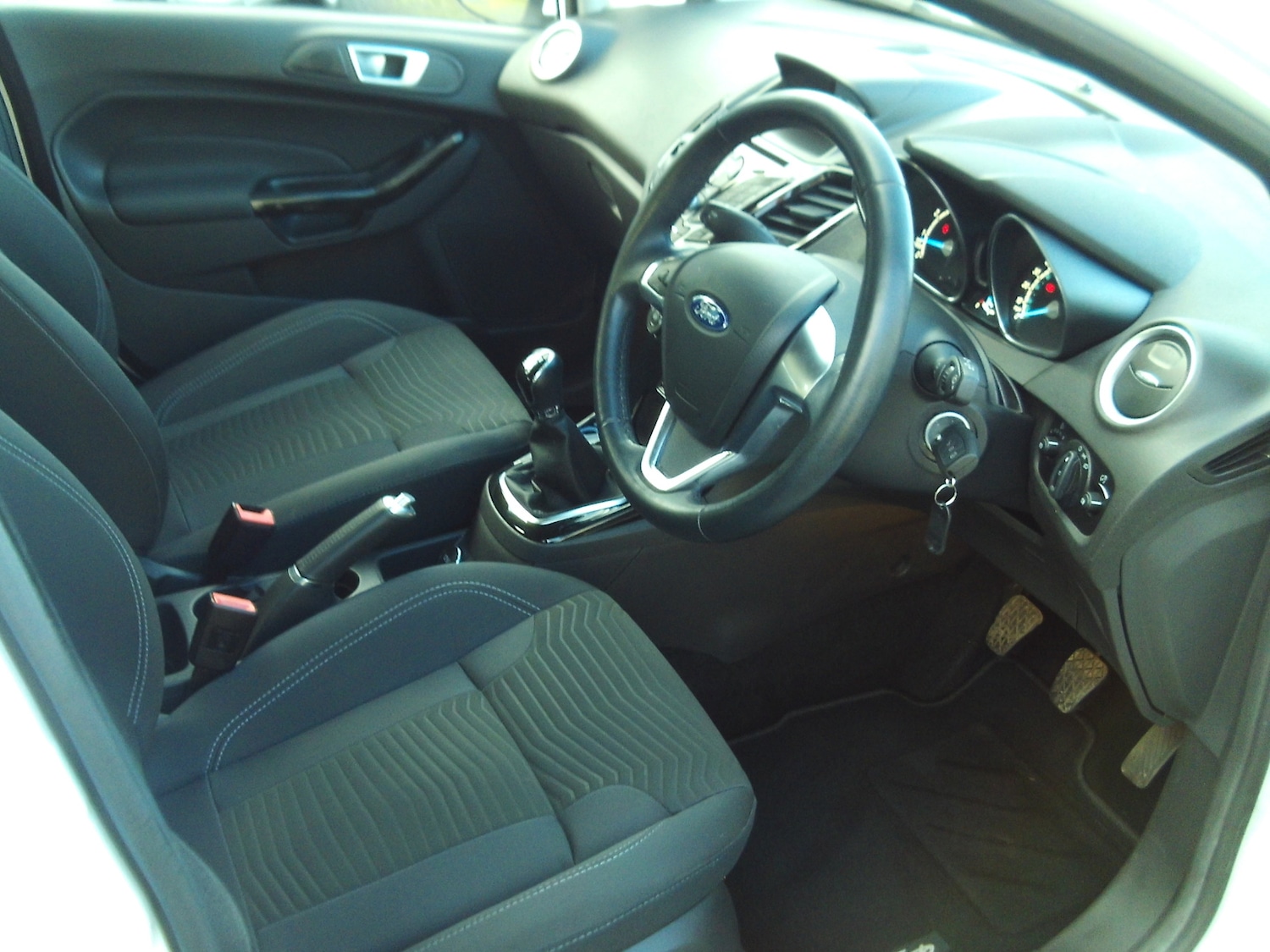 Used Ford Fiesta 2017 for sale - 76384445: Photo 11