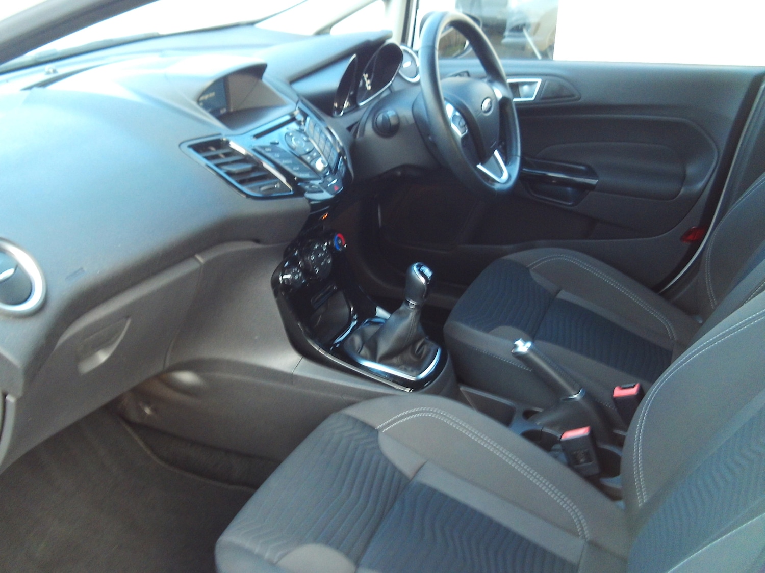 Used Ford Fiesta 2017 for sale - 76384445: Photo 13