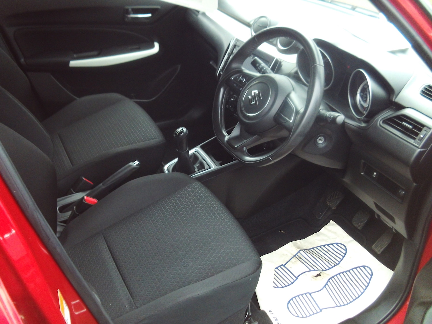 Used Suzuki Swift 2018 for sale - 77790409: Photo 5