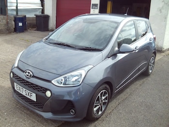 Used Hyundai i10 2017 for sale - 79527501: Photo