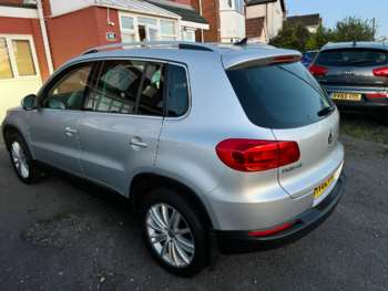 Used Volkswagen Tiguan 2012 for sale - 74801107: Photo