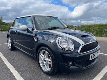 MINI Hatch feature image