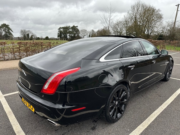 Used Jaguar XJ 2010 for sale - 73822824: Photo 13