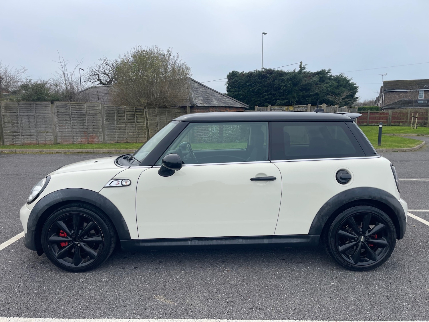 Used MINI Hatch 2011 for sale - 77965309: Photo 4