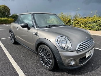 Used MINI Hatch 2011 for sale - 76064071: Photo