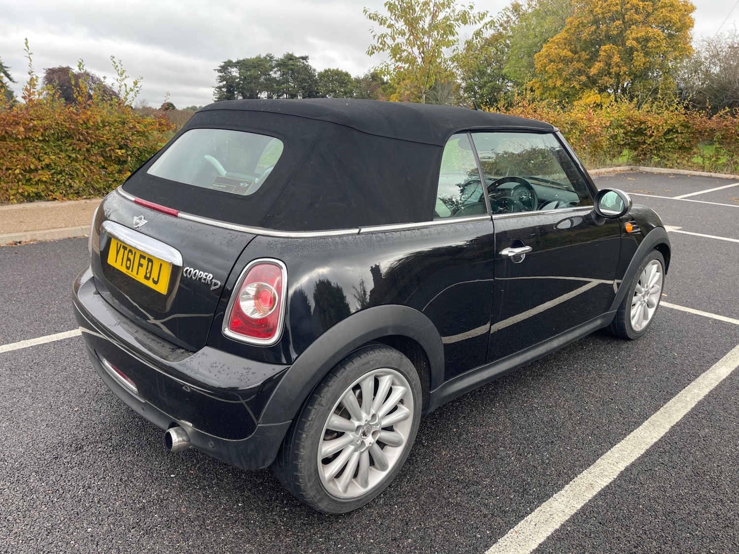 Used MINI Convertible 2011 for sale - 76255505: Photo 9