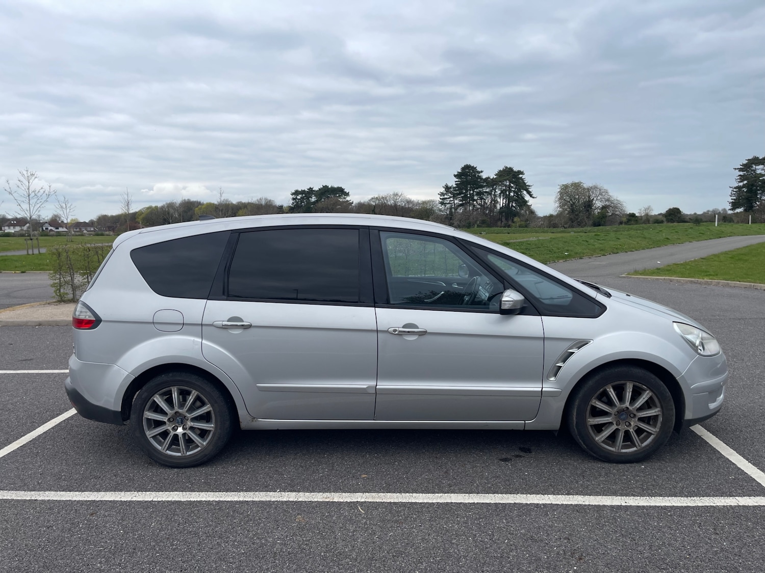 Used Ford S-Max 2009 for sale - 78099052: Photo 8