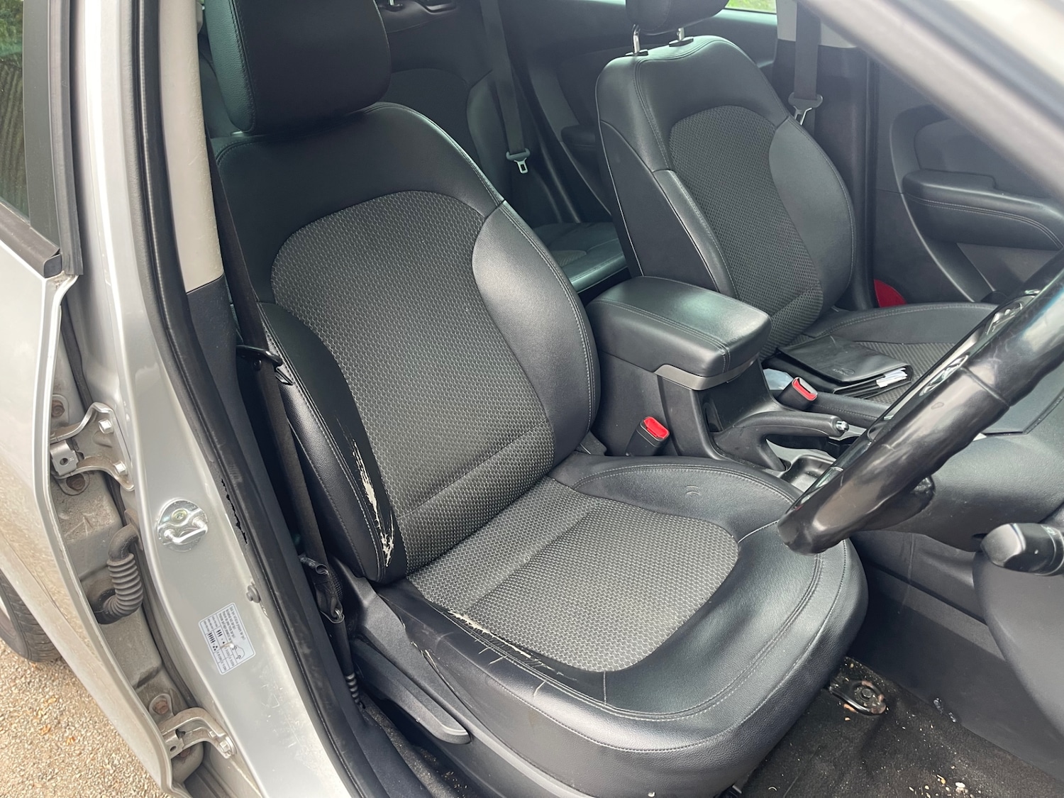 Hyundai Ix35 2011 (11) - 1.7 CRDi Premium 5dr 2WD - Image 10