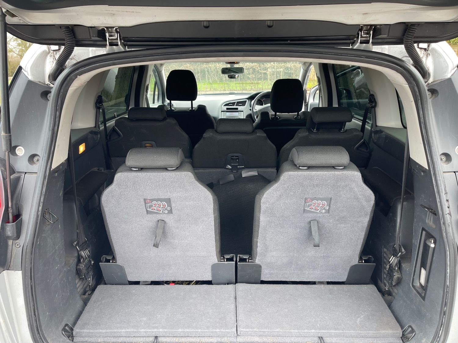 Used Peugeot 5008 2010 for sale - 77964987: Photo 15