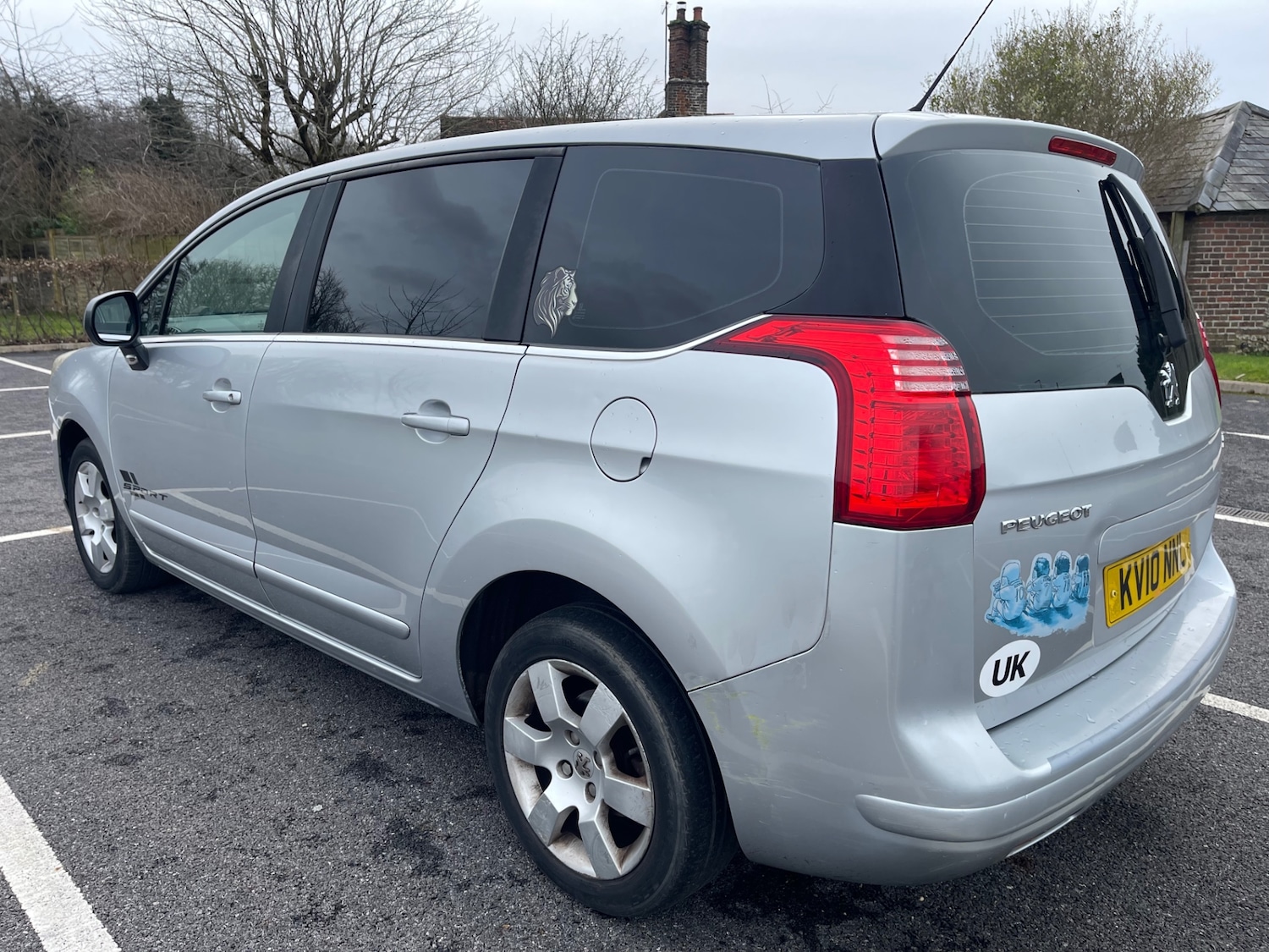 Used Peugeot 5008 2010 for sale - 77964987: Photo 5