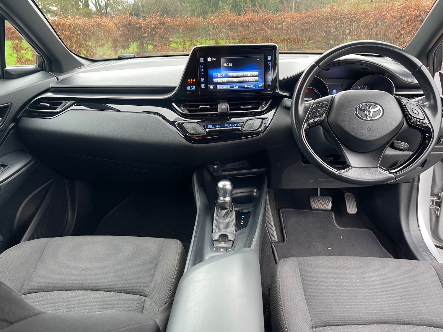 Used Toyota C-HR 2018 for sale - 76734846: Photo 19