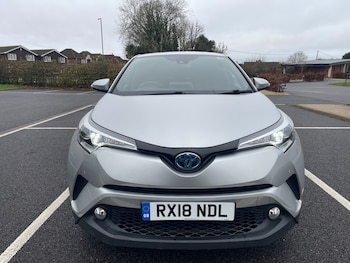 Used Toyota C-HR 2018 for sale - 76734846: Photo