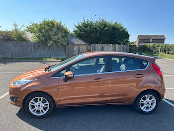 Used Ford Fiesta 2016 for sale - 75705876: Photo