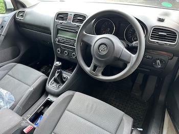 Used Volkswagen Golf 2010 for sale - 75705964: Photo