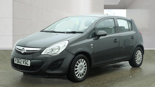 Used Vauxhall Corsa 2013 for sale - 78212227: Photo 2