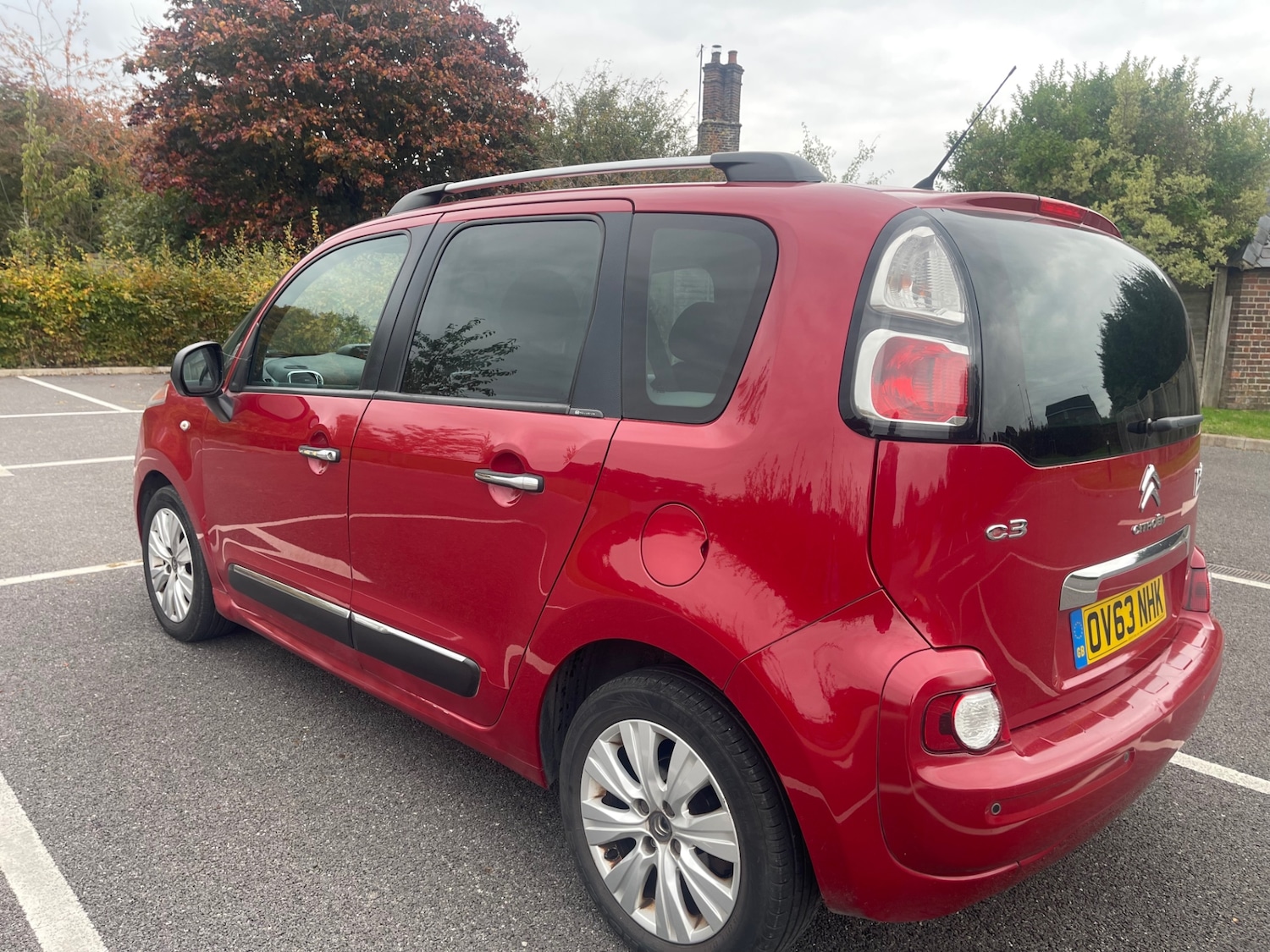 Used Citroen C3 Picasso 2013 for sale - 76302616: Photo 5