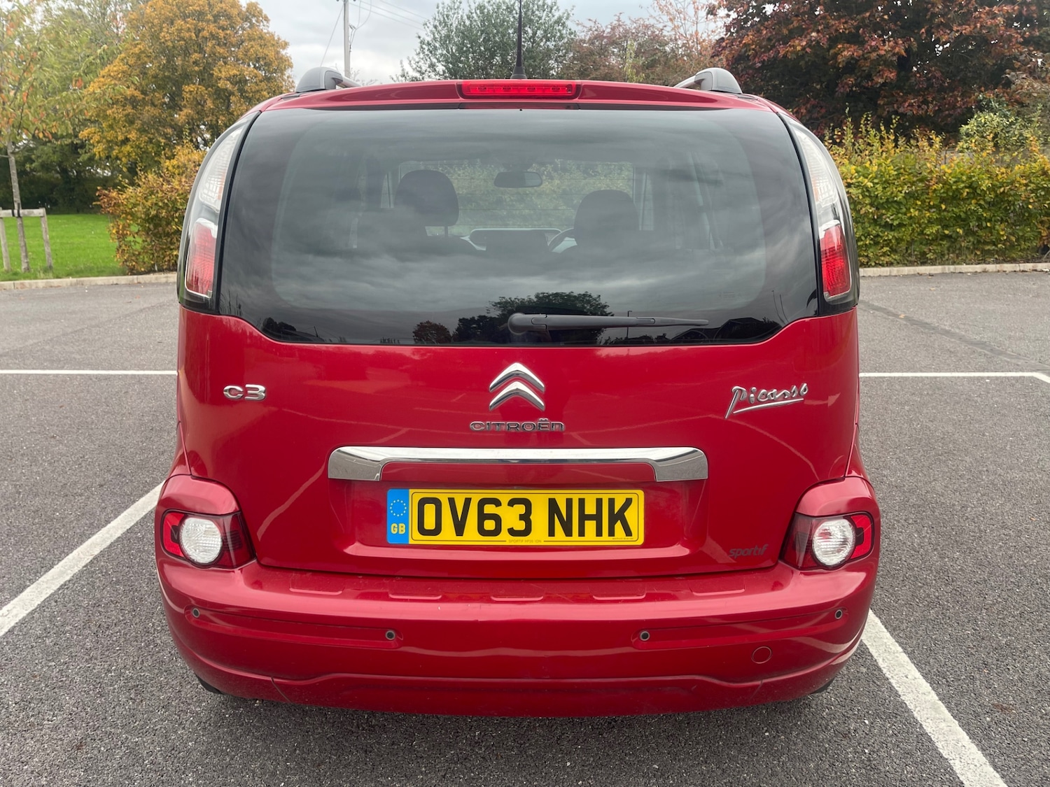 Used Citroen C3 Picasso 2013 for sale - 76302616: Photo 6