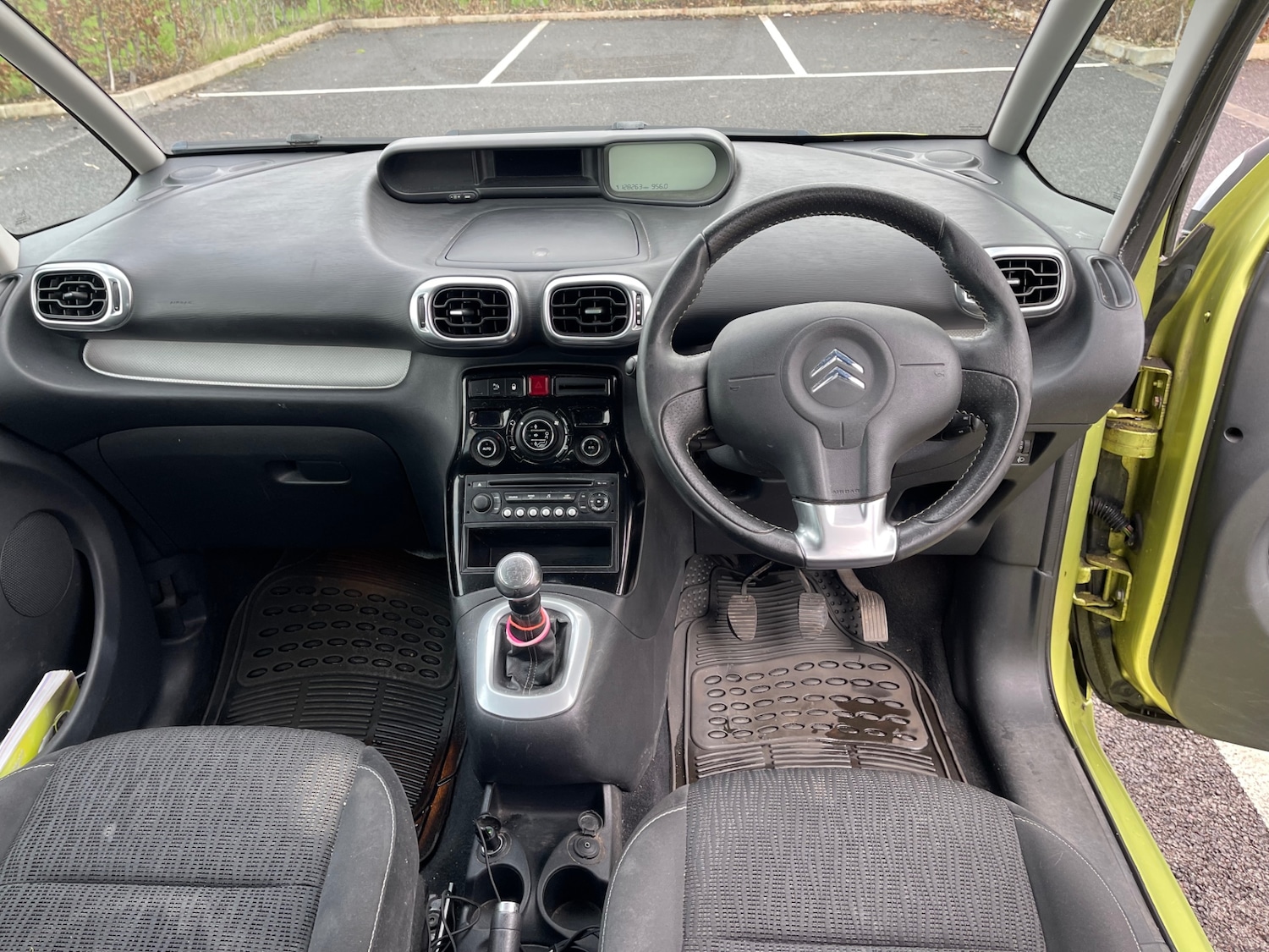 Used Citroen C3 Picasso 2009 for sale - 77604483: Photo 12