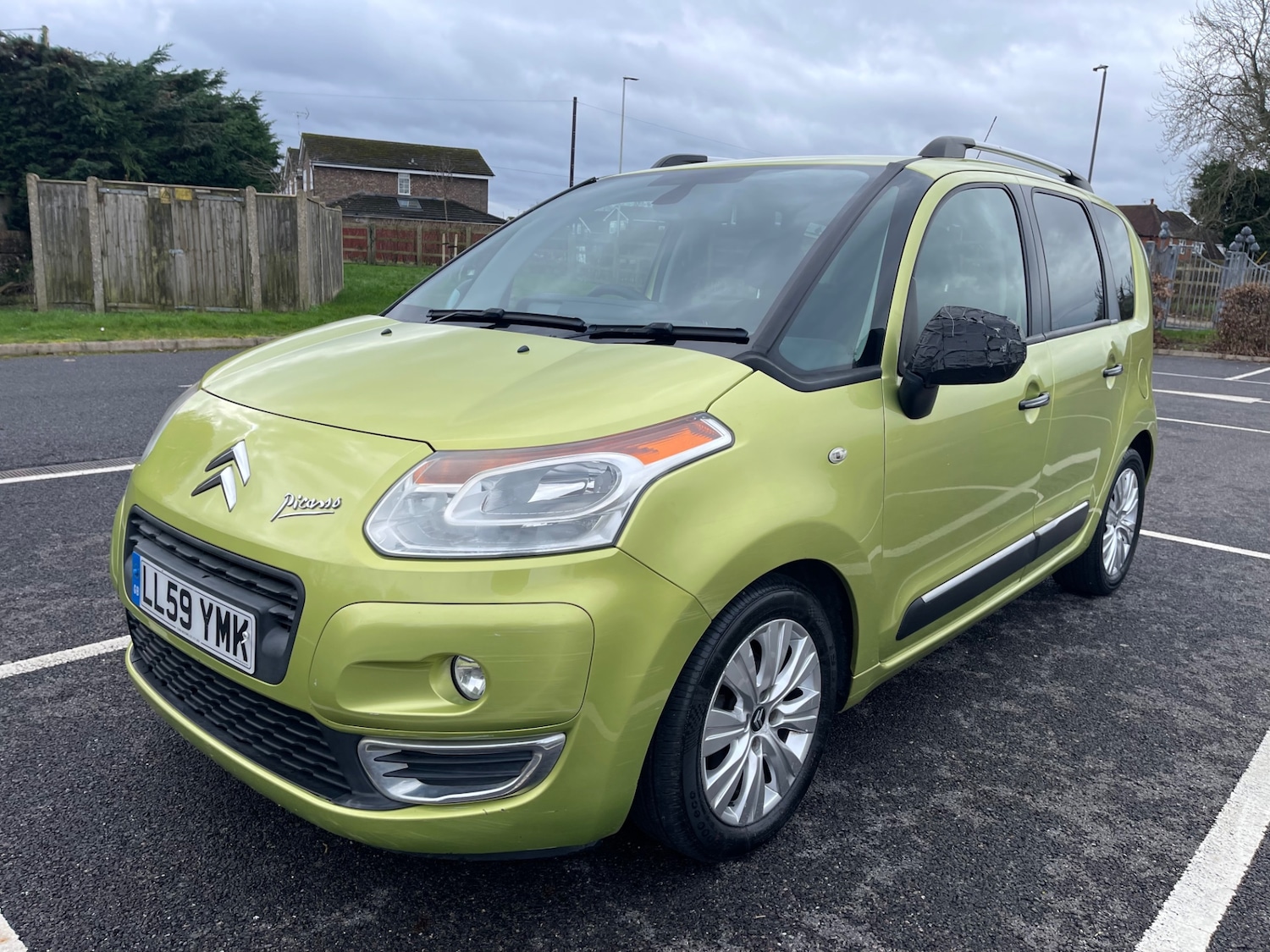 Used Citroen C3 Picasso 2009 for sale - 77604483: Photo 3