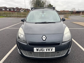 Used Renault Grand Scenic 2011 for sale - 78065353: Photo