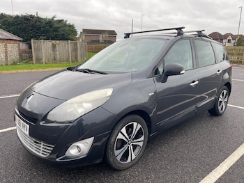 Used Renault Grand Scenic 2011 for sale - 78065353: Photo