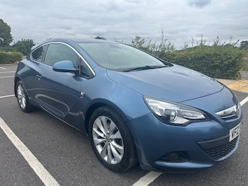 Vauxhall - Astra GTC