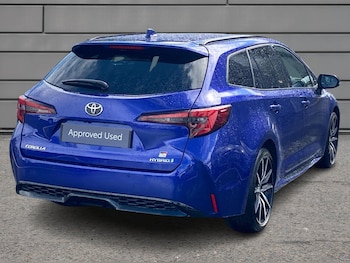 Used Toyota Corolla 2023 for sale - 76110653: Photo 2