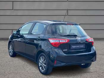 Used Toyota Yaris 2019 for sale - 74812014: Photo
