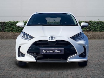 Used Toyota Yaris 2025 for sale - 79427385: Photo
