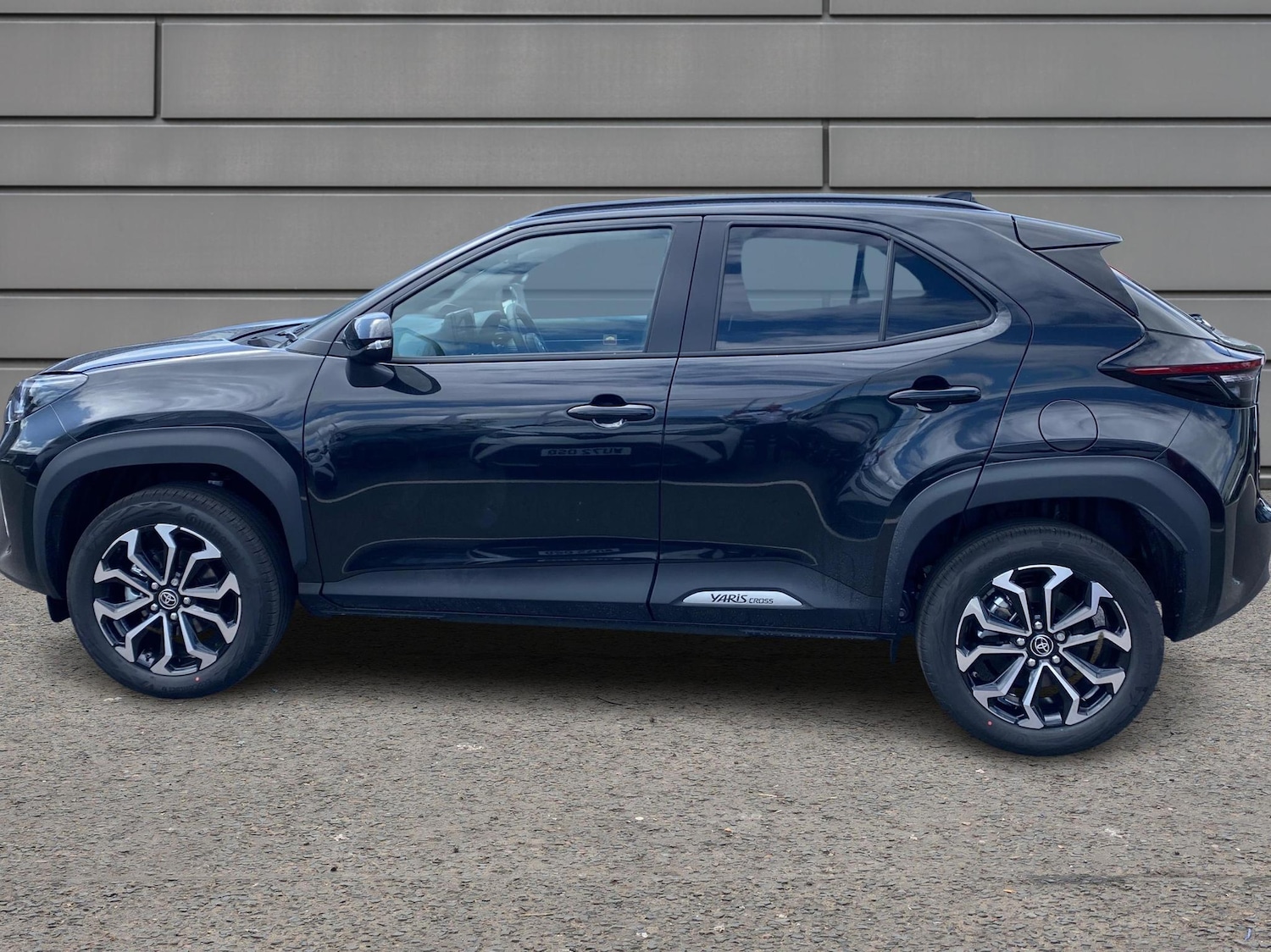 Used Toyota Yaris Cross 2025 for sale - 76716837: Photo 17