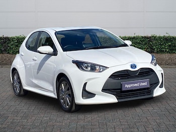 Used Toyota Yaris 2023 for sale - 77884851: Photo