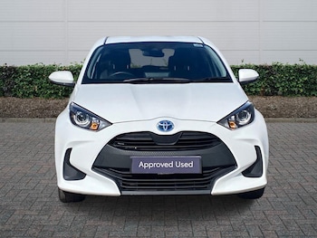 Used Toyota Yaris 2023 for sale - 77884851: Photo