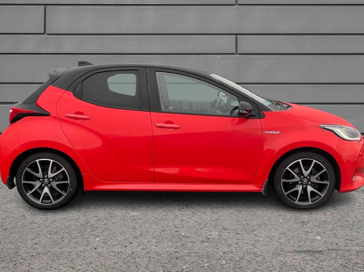 Used Toyota Yaris 2020 for sale - 76730608: Photo 16