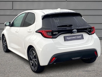 Used Toyota Yaris 2022 for sale - 76359769: Photo