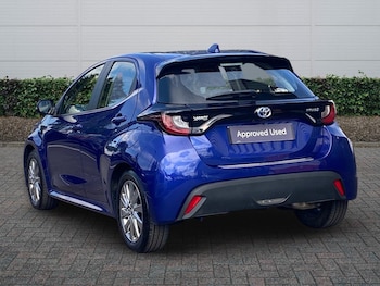 Used Toyota Yaris 2023 for sale - 78449765: Photo