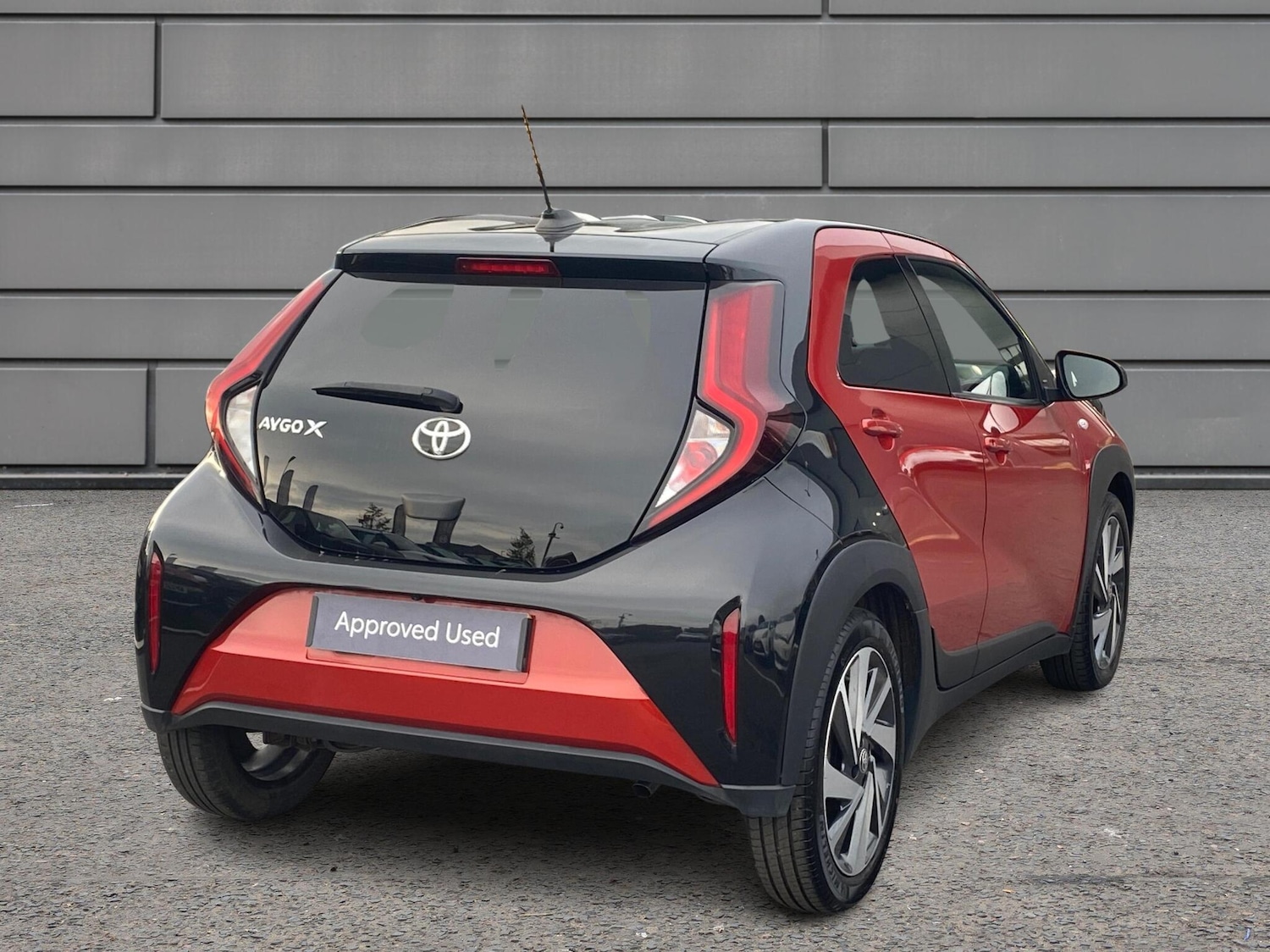 Used Toyota Aygo X 2022 for sale - 76800646: Photo 2