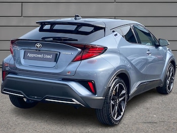 Used Toyota C-HR 2023 for sale - 75432288: Photo