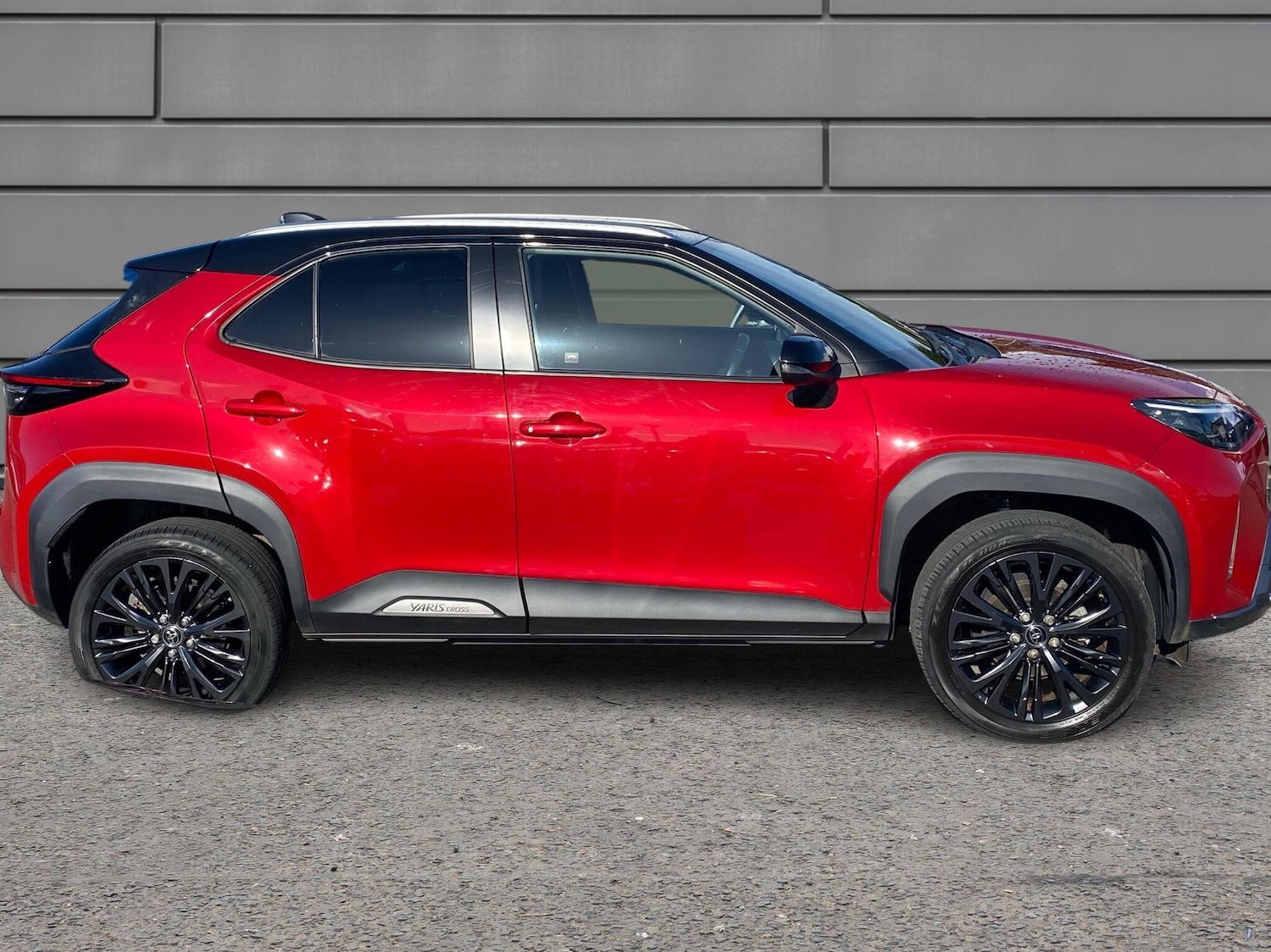 Used Toyota Yaris Cross 2022 for sale - 76730661: Photo 16