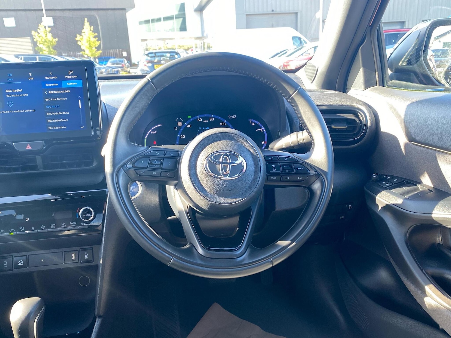 Used Toyota Yaris Cross 2022 for sale - 76730661: Photo 6
