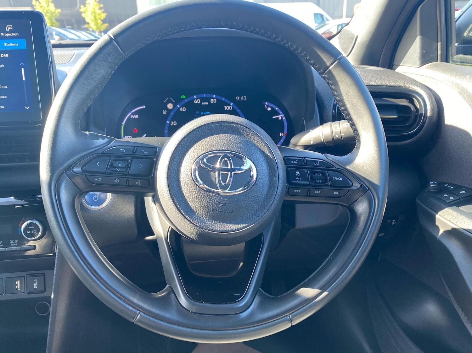 Used Toyota Yaris Cross 2022 for sale - 76730661: Photo 8