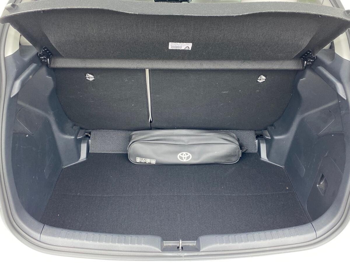 Used Toyota Yaris 2023 for sale - 77177617: Photo 10